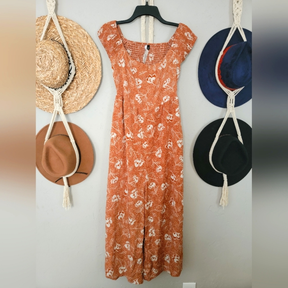 RON JON floral patern summer jump suit /play suit with pockets